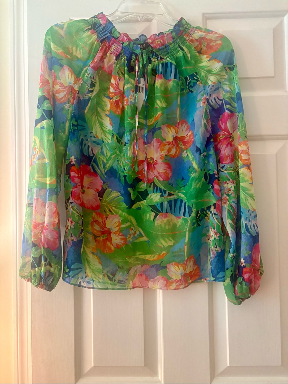 $145 NWT Lauren Ralph Lauren Tropical Blouse Long Sleeves Size XS